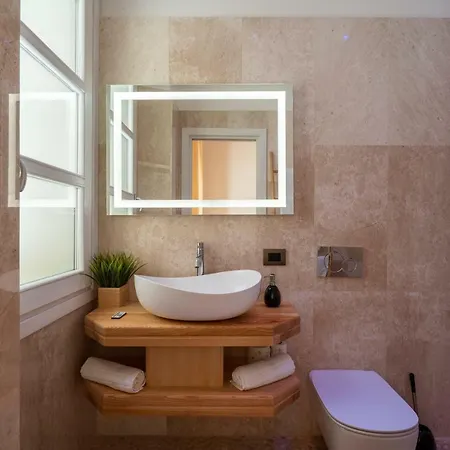 Corso Umberto 4*