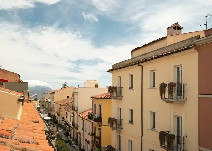 Corso Umberto 4* Olbia